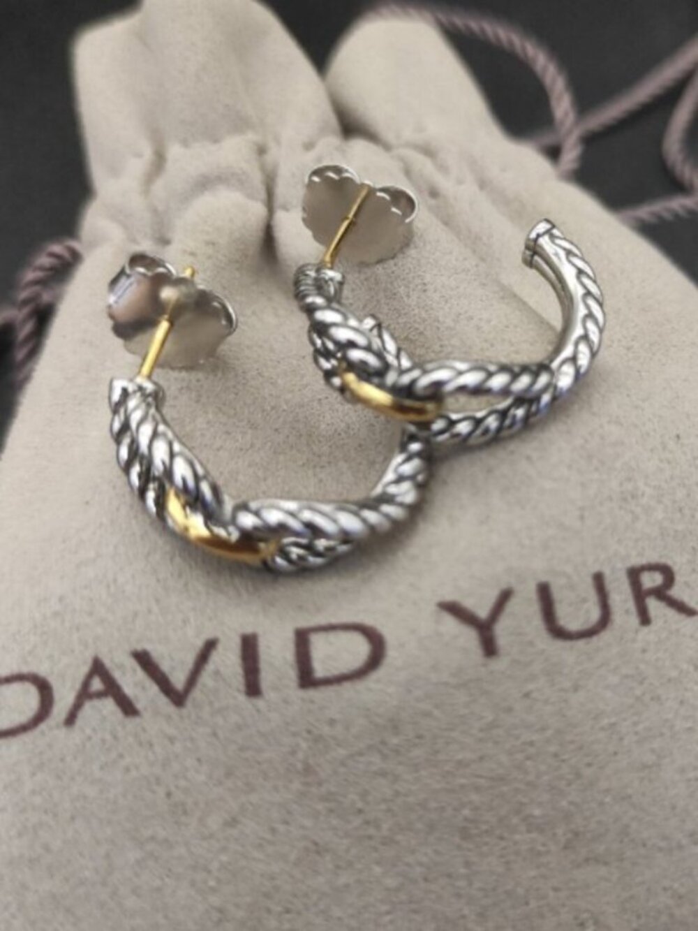 🏜️David Yurman Earrings